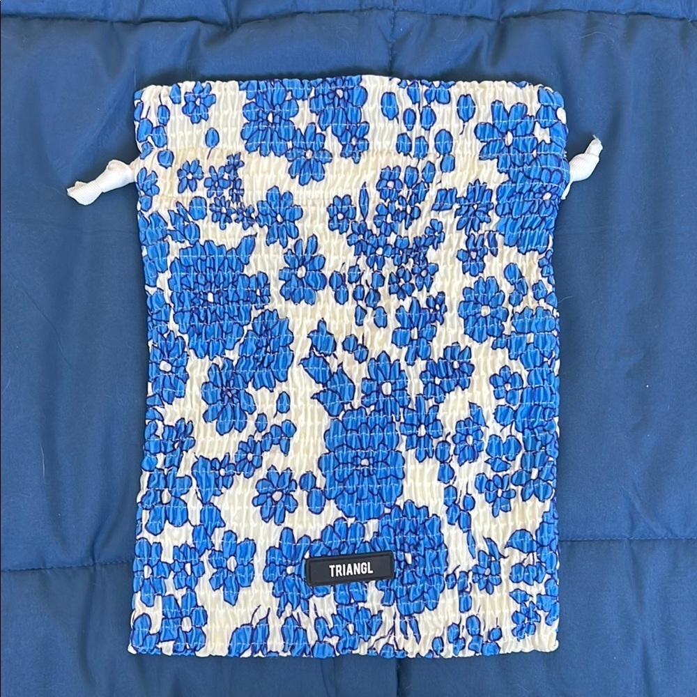 TRIANGL Blue & White Floral Drawstring Pouch Bag